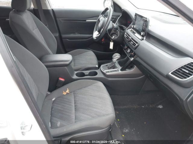 KNDEPCAA0P7449402 KIA Seltos Lx