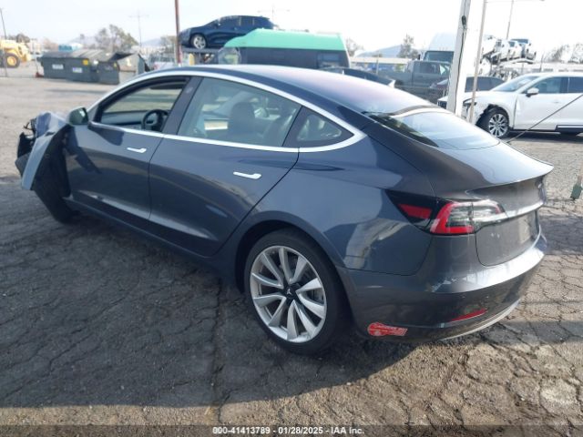 2017 TESLA MODEL 3 5YJ3E1EA3HF001713 Photo 2