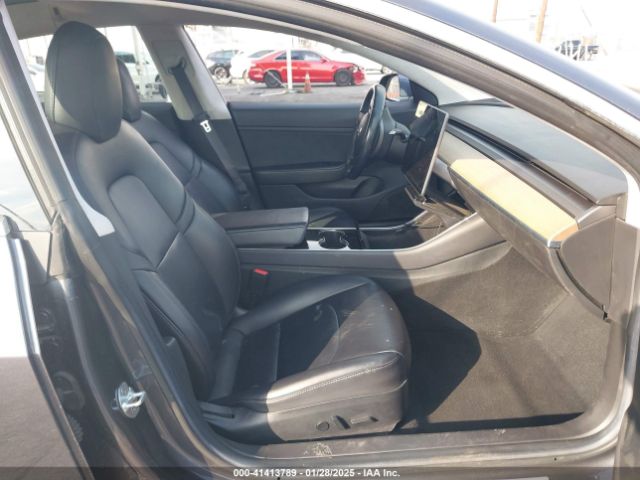 2017 TESLA MODEL 3 5YJ3E1EA3HF001713 Photo 4