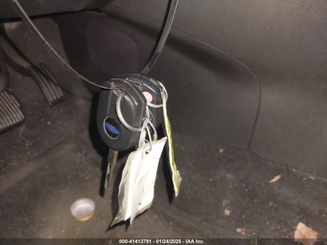 1FADP3F28GL258689 Ford FOCUS SE
