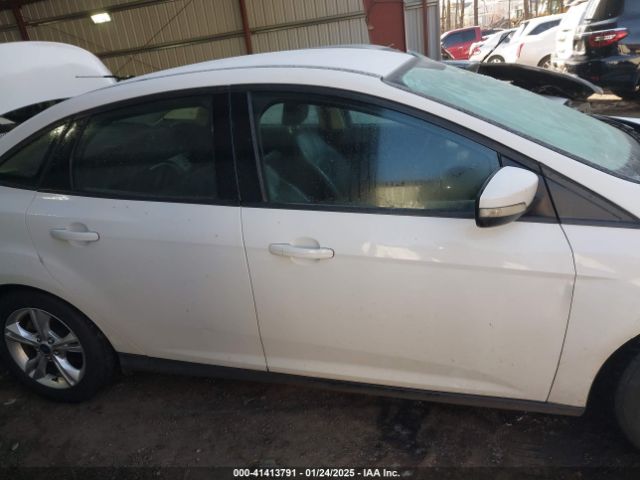 1FADP3F28GL258689 Ford FOCUS SE