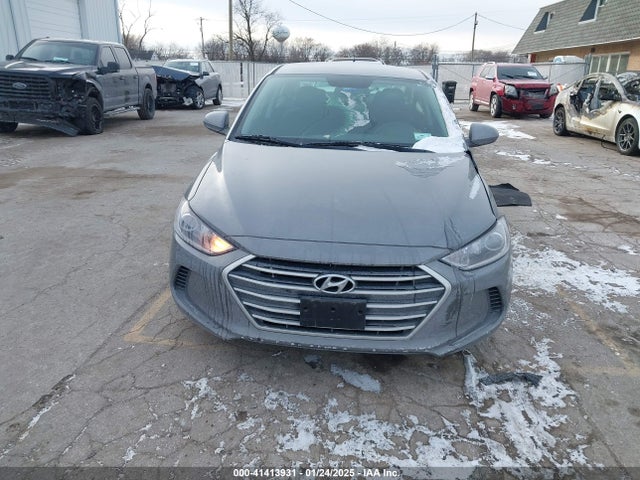 5NPD84LF2JH395000 Hyundai ELANTRA SEL