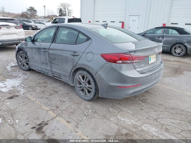 5NPD84LF2JH395000 Hyundai ELANTRA SEL