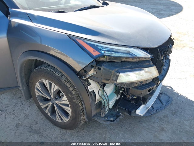 JN8BT3BA9PW436669 Nissan Rogue Sv Fwd
