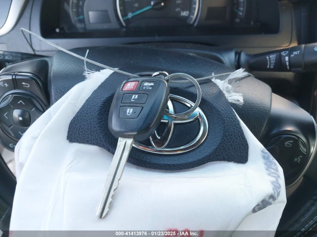 4T4BF1FK8ER427370 Toyota CAMRY LE