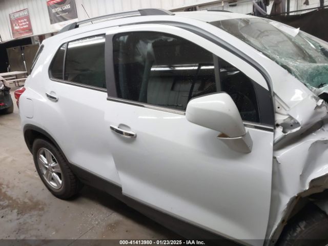 KL7CJPSB6LB005596 Chevrolet Trax Awd Lt