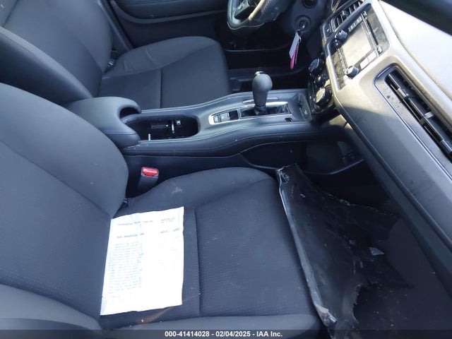 3CZRU5H32NM716291 Honda Hr-v 2wd Lx