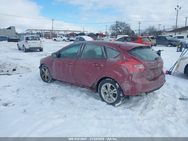 Ford FOCUS SE 2014 1FADP3K27EL181834 Image 3