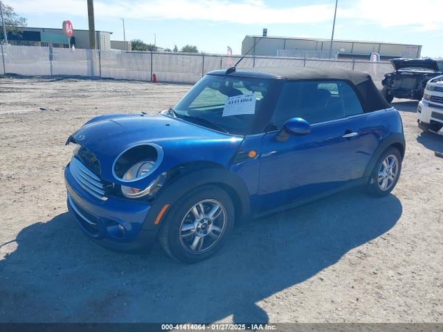 2013 MINI CONVERTIBLE WMWZN3C56DT135566 Photo 1