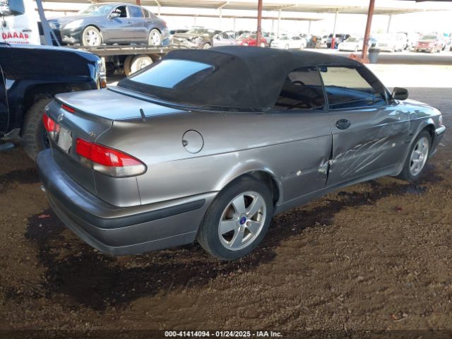 2003 SAAB 9-3 YS3DF75K437013373 Photo 3