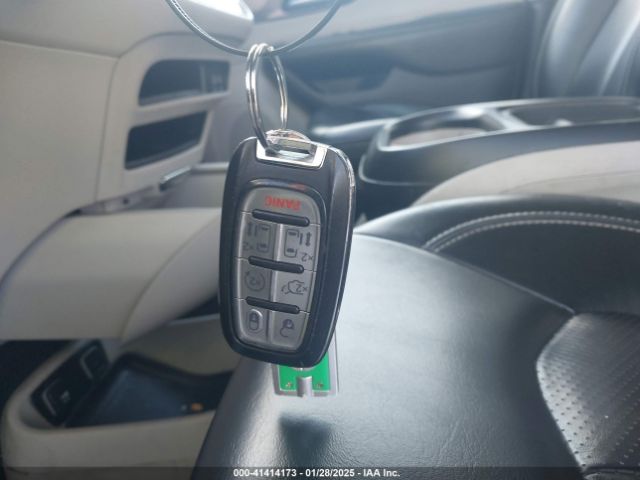 2020 CHRYSLER VOYAGER 2C4RC1DG9LR148573 Photo 10