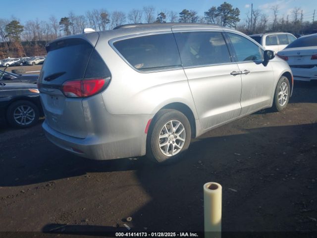 2020 CHRYSLER VOYAGER 2C4RC1DG9LR148573 Photo 3