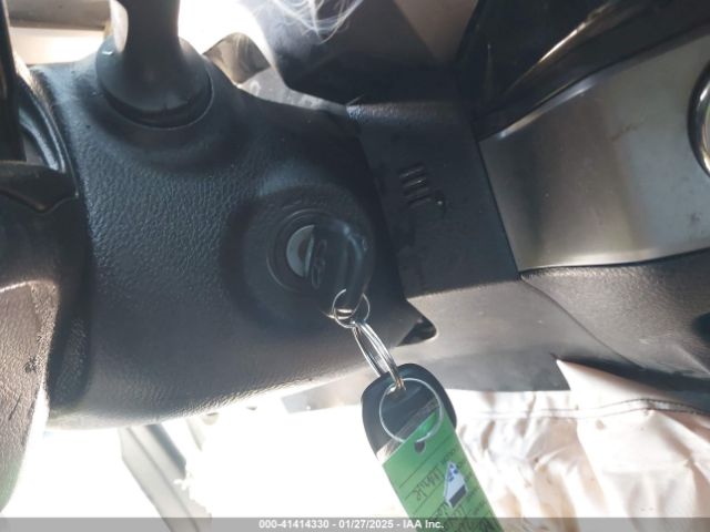 3TMCZ5AN8HM062622 Toyota Tacoma Sr5 V6