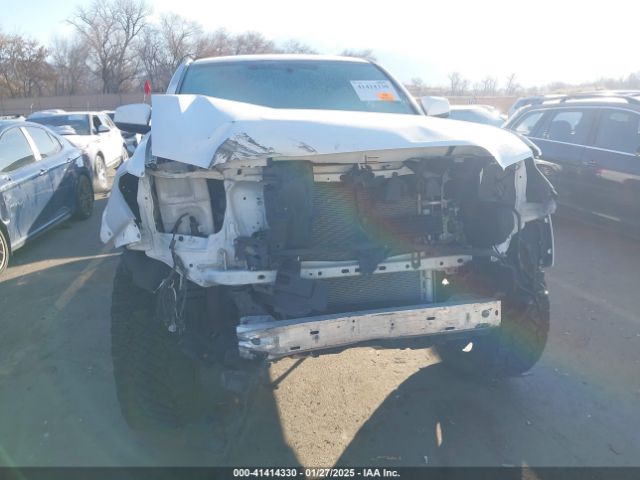 3TMCZ5AN8HM062622 Toyota Tacoma Sr5 V6
