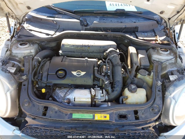 2011 MINI COOPER S WMWSV3C50BTY22993 Photo 9