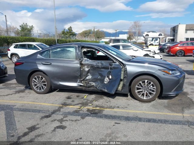 58ACZ1B1XNU121718 Lexus ES 350