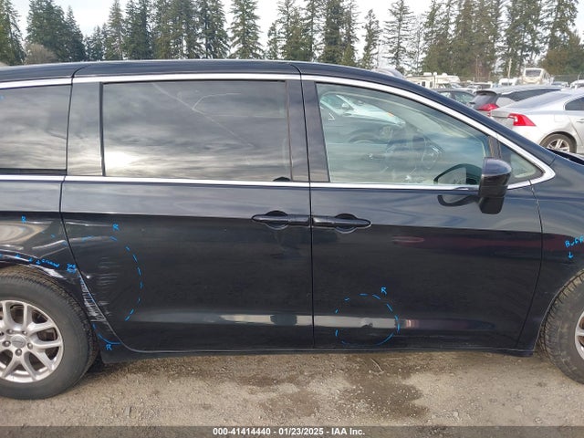 Chrysler Voyager Lx 2022 2C4RC1CG6NR230068 Image 13
