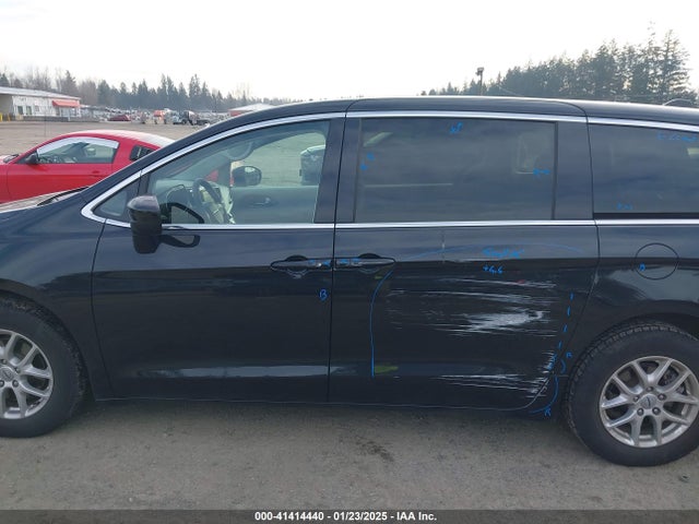 Chrysler Voyager Lx 2022 2C4RC1CG6NR230068 Image 14