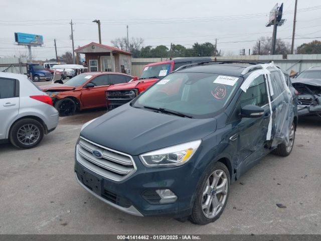 1FMCU9J9XKUA84502 Ford Escape Titanium