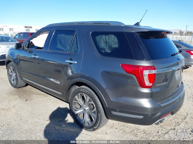 Ford Explorer Platinum 2018 1FM5K8HTXJGB79861 Image 3
