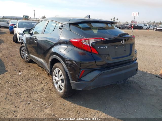 JTNKHMBX3K1038852 Toyota C-HR LE
