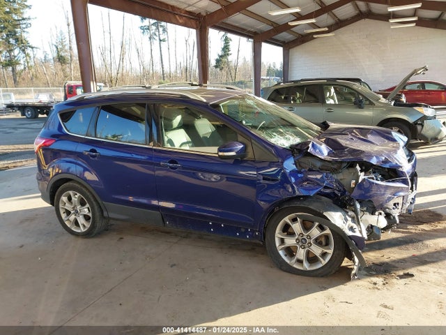 1FMCU9J92FUC80617 Ford Escape Titanium