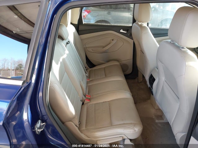 1FMCU9J92FUC80617 Ford Escape Titanium