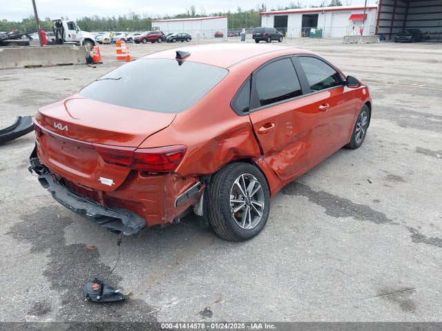 3KPF24AD8PE524236 KIA Forte Lxs