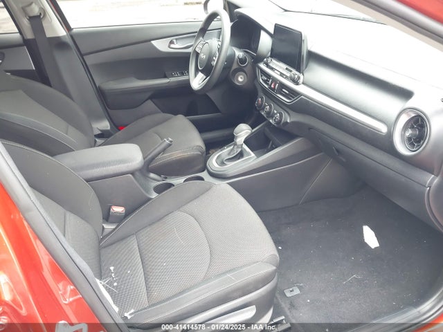 3KPF24AD8PE524236 KIA Forte Lxs