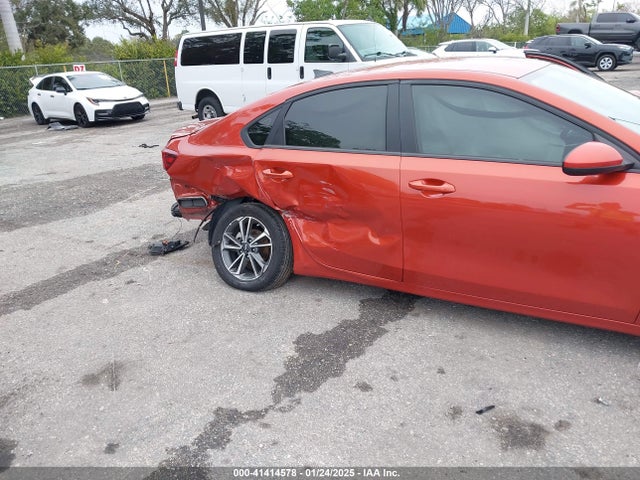 3KPF24AD8PE524236 KIA Forte Lxs