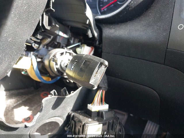KIA FORTE LX 2016 KNAFK4A69G5526197 Image 11