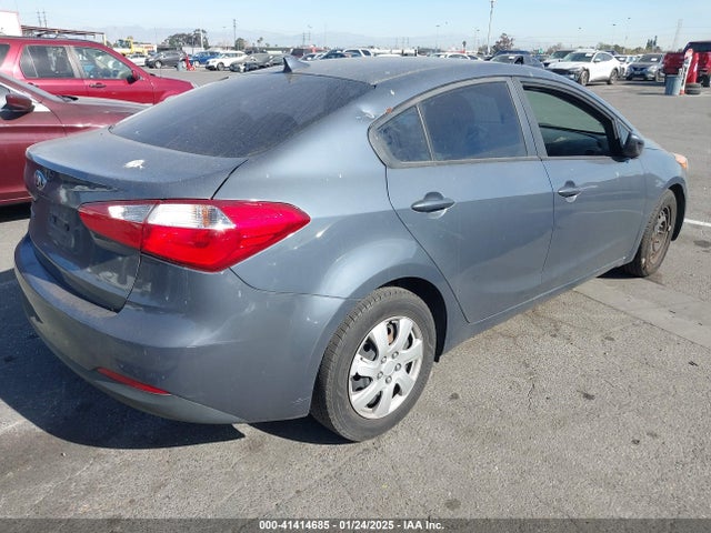 KIA FORTE LX 2016 KNAFK4A69G5526197 Image 4