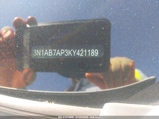 3N1AB7AP3KY421189 Nissan SENTRA S