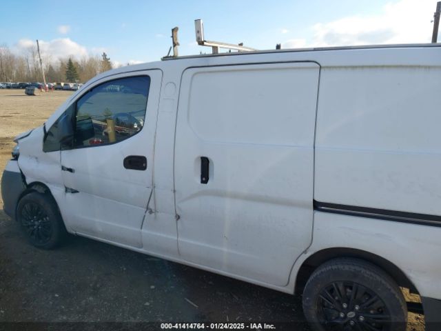 3N6CM0KN0FK695878 Nissan Nv200 S