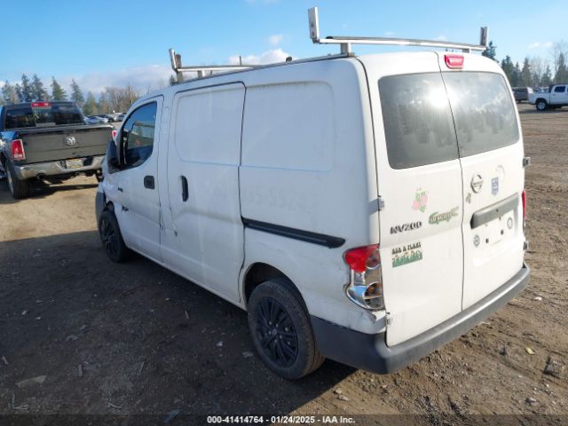 3N6CM0KN0FK695878 Nissan Nv200 S