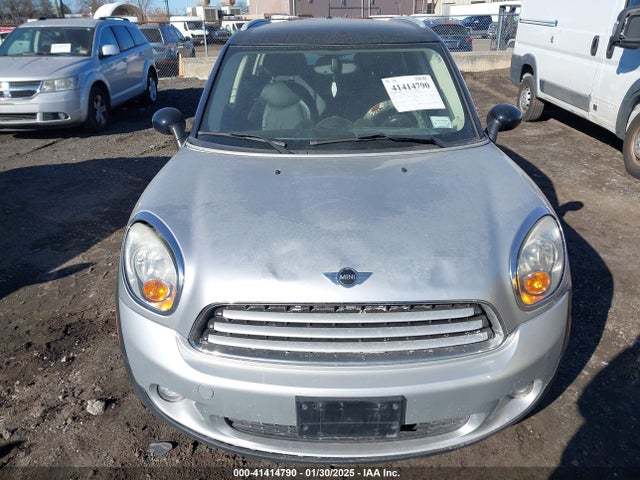 2012 MINI COOPER COUNTRYMAN WMWZB3C50CWM04795 Photo 5