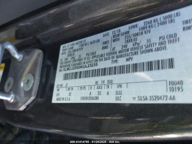 2019 LINCOLN MKC 5LMCJ2D93KUL23235 Photo 8