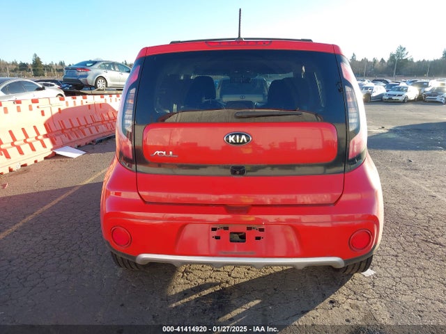KIA SOUL + 2018 KNDJP3A59J7557607 Image 16