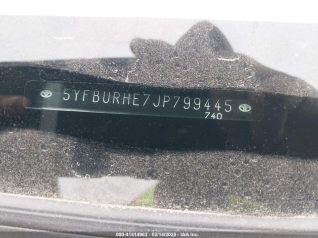 5YFBURHE7JP799445 Toyota COROLLA LE