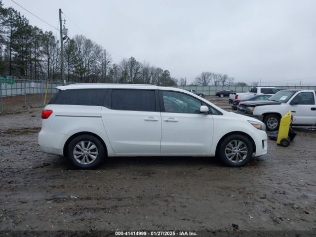 KNDMB5C14H6260388 KIA SEDONA LX