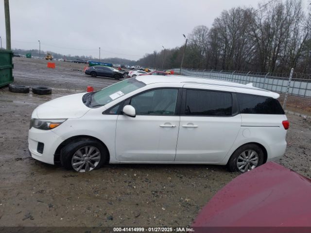KNDMB5C14H6260388 KIA SEDONA LX