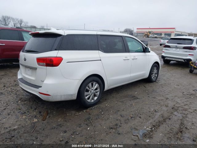 KNDMB5C14H6260388 KIA SEDONA LX
