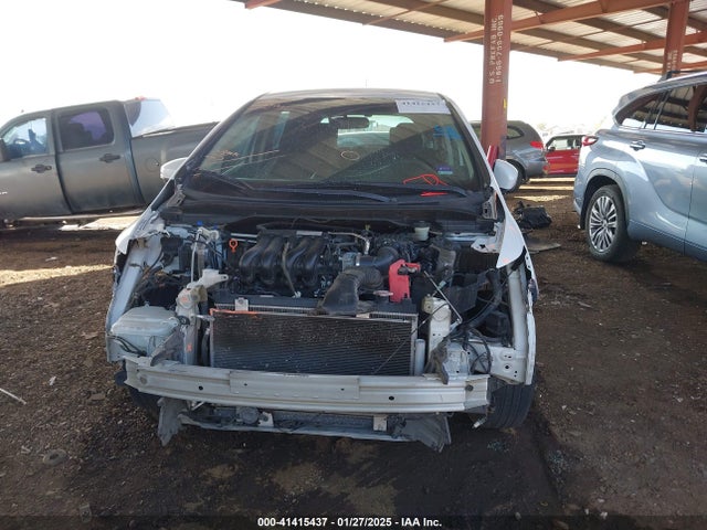 Honda FIT LX 2015 3HGGK5G54FM768580 Image 13