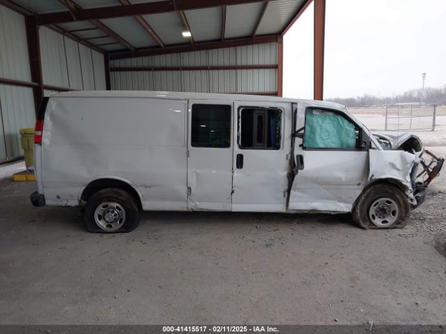 1GCWGBFG0K1248106 Chevrolet Express 2500 Work Van