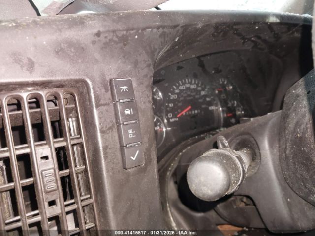 1GCWGBFG0K1248106 Chevrolet Express 2500 Work Van