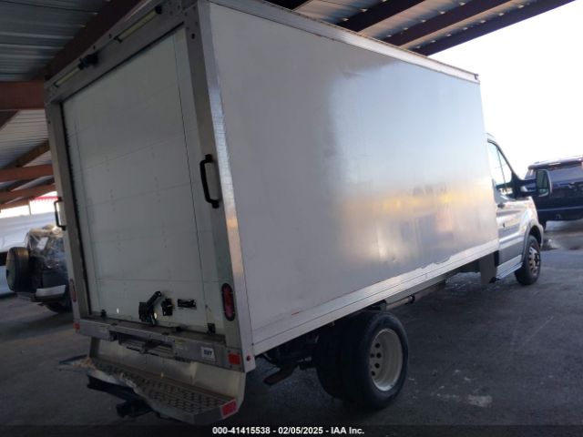 1FDBF8ZM1JKA80647 Ford Transit-350 Cab