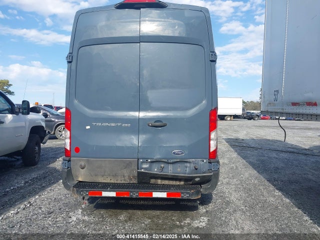 Ford Transit-250 2019 1FTYR3XM5KKB34075 Image 16