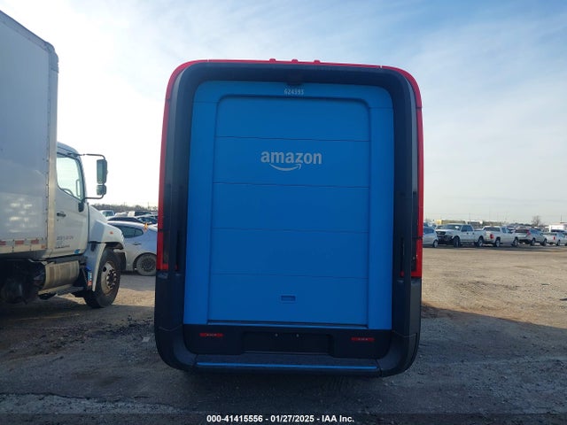 Rivian Delivery 700 2023 7FCEHEB77PN014393 Image 17
