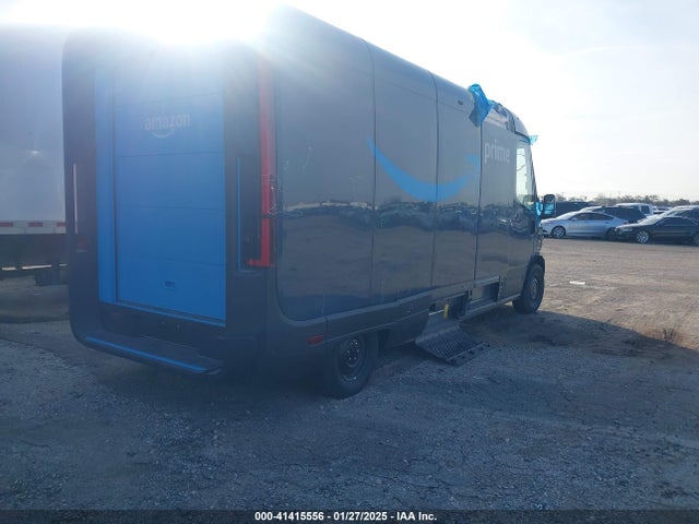 Rivian Delivery 700 2023 7FCEHEB77PN014393 Image 4