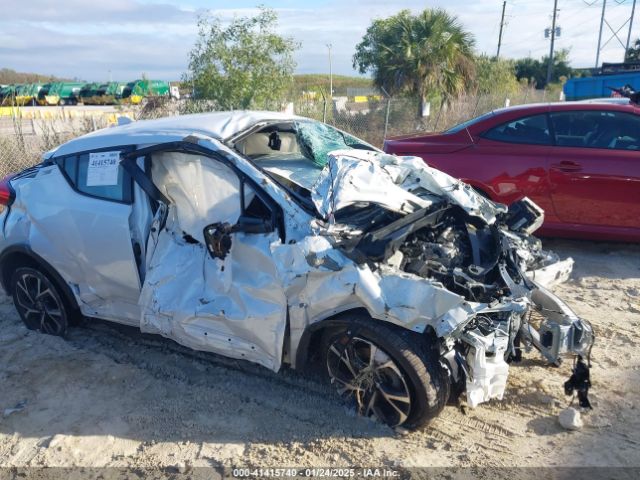 NMTKHMBX1NR146512 Toyota C-HR XLE